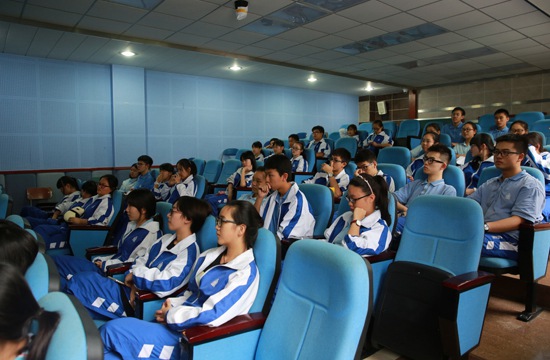 见面会座无虚席