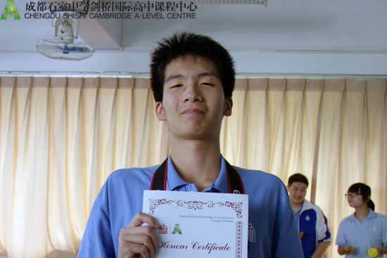 年度优秀学生记者田健来