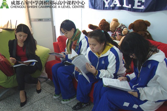 柯琪强调高中成绩的重要性 