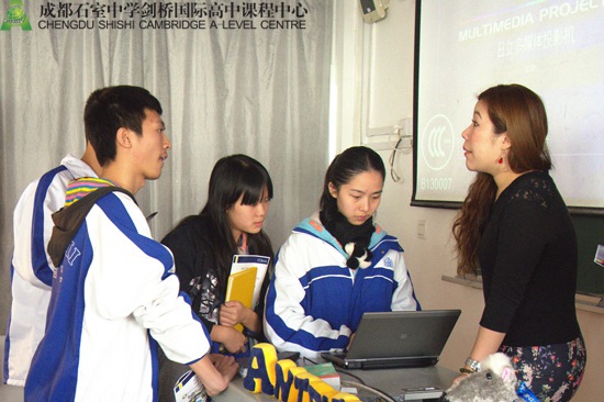 Karen与剑桥学子交流