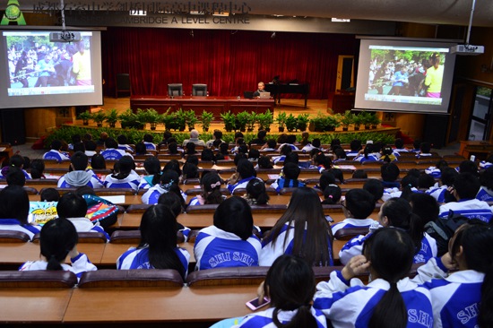 再一次回顾运动会上同学们出色的表现
