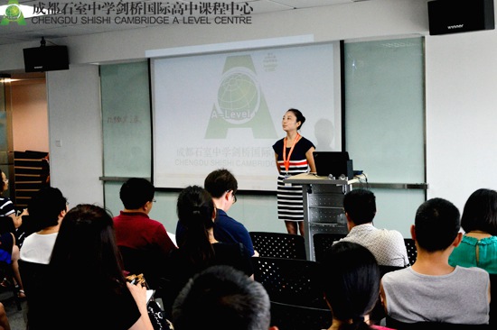 王小林老师介绍课程师资与在校作息时间
