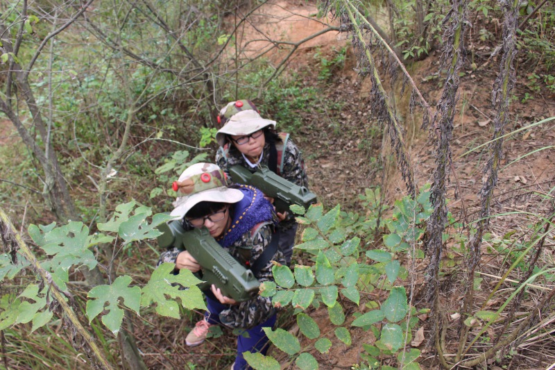 1_160430195236_1 1_160430195236_1