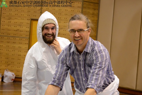 小鬼，有惊喜哦