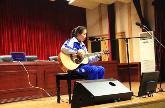 金雨帆同学吉他演唱