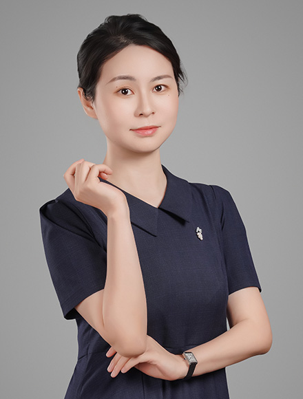 侯斐